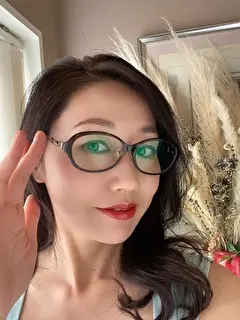 サイドに工夫がありかなり軽いです！