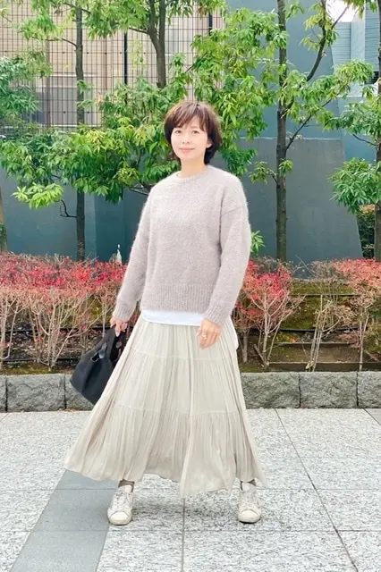 女らしさを上げてくれる揺れスカートの画像_4