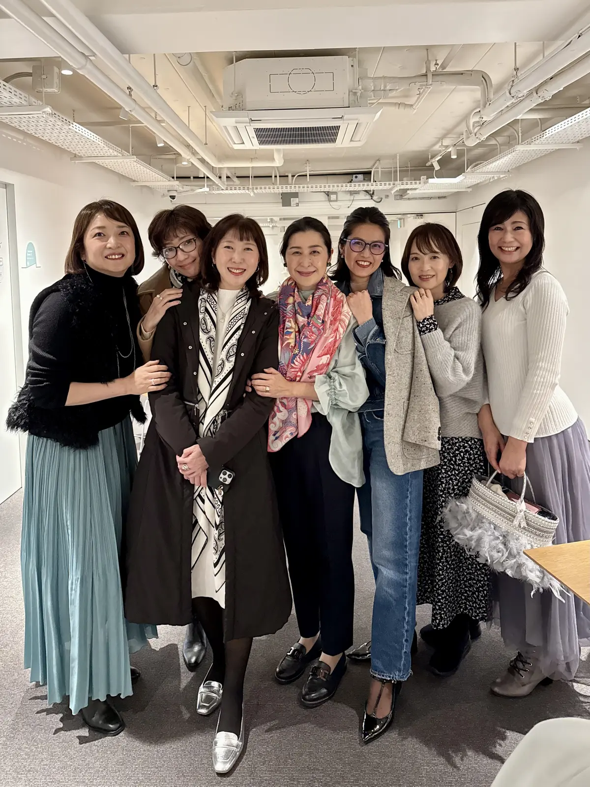 ニット、シルバーニット、グレーニット、細谷奈弓、ラメニット、Knit、m.f.editorial 、スカート、チュールスカート、Skirt、eclat premium 、バッグ、カゴバッグ、羽バッグ、Bag、Fuang Fa 、ジュエリー、ペンダント、ダイヤ、ダイヤモンド、ダイヤのペンダント、一粒ダイヤのペンダント、リング、ピンキーリング、Pendant &Pinky Ring、Jusail、ジュセール、ジュエルミネ、Jマダム、とも子、華組、さっちゃん、Kayo、梅澤千佳子、CHIKAO、松ヶ崎由紀子