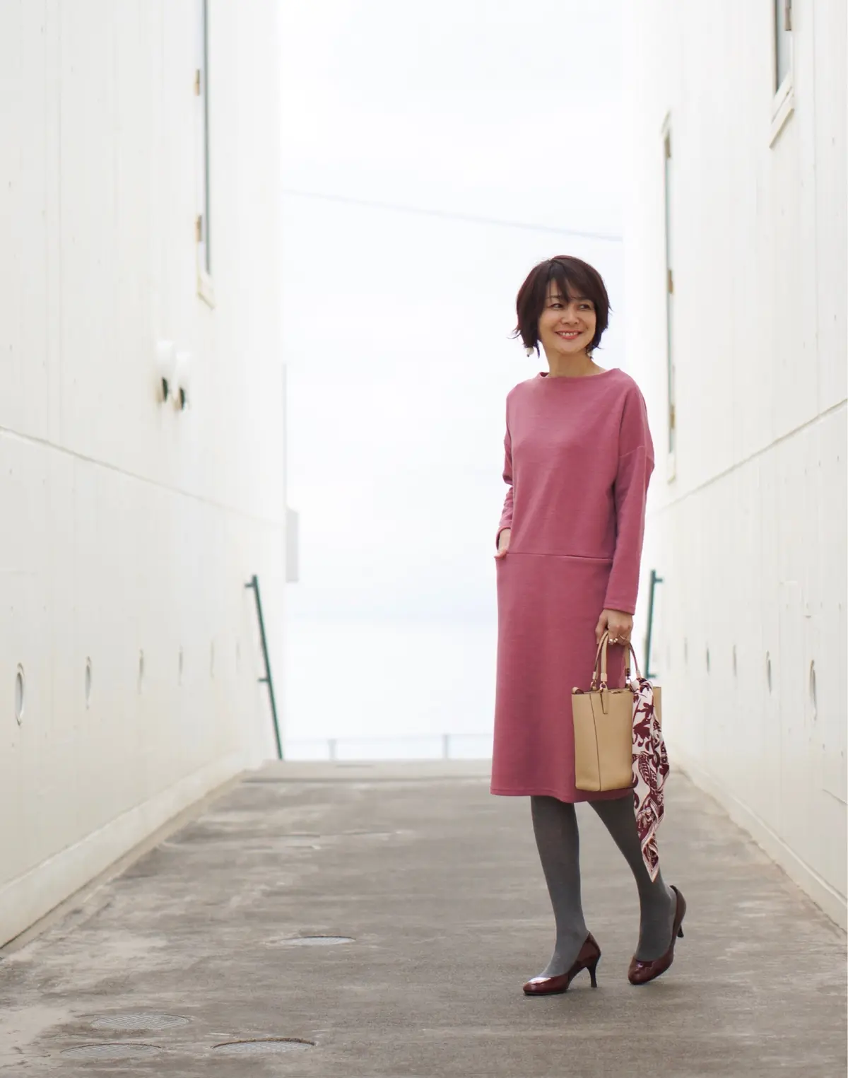 体のラインをカバーしてくれる優秀なワンピの画像_2