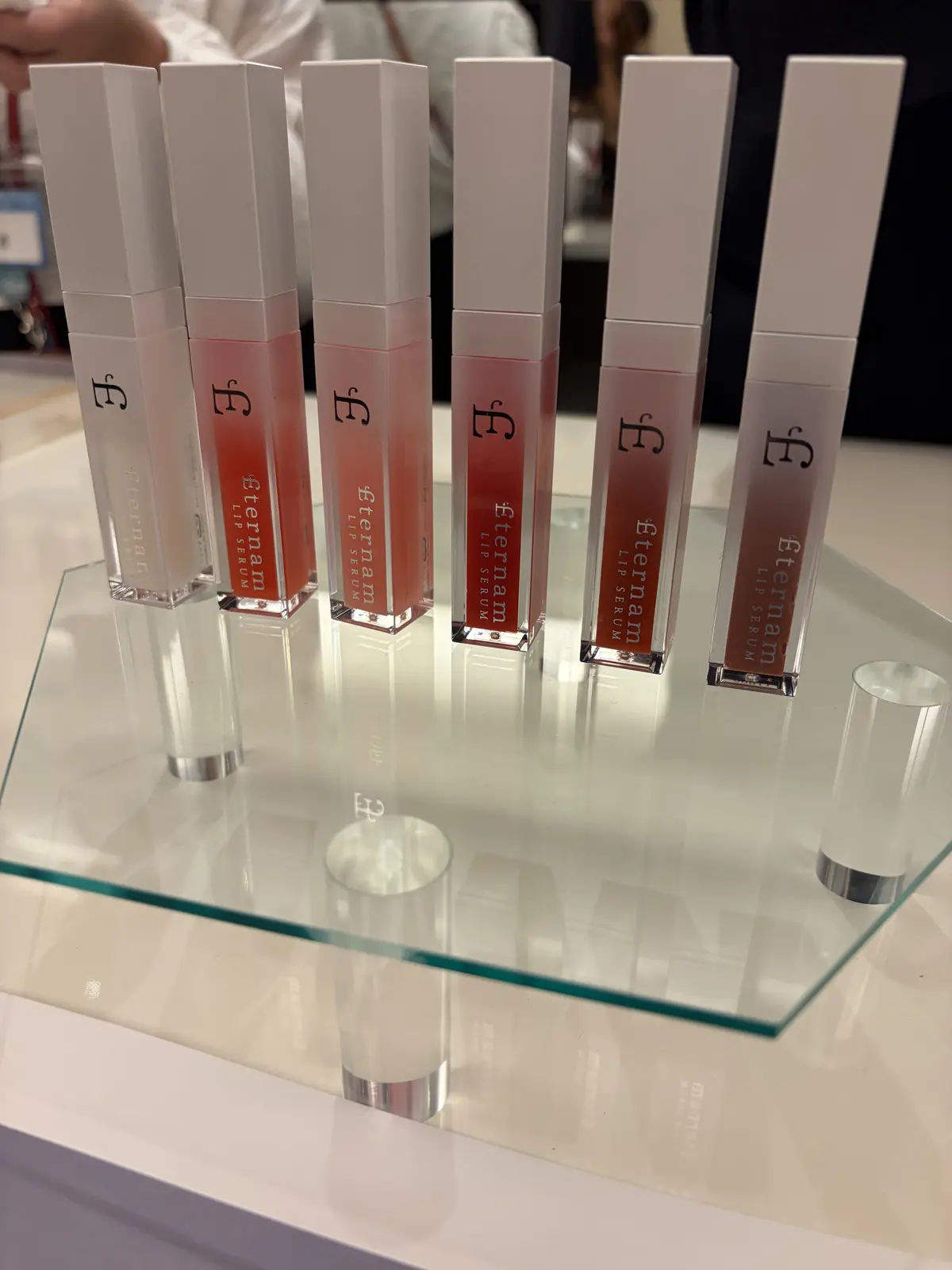 ドット柄のワンピースで２度目の「ソワレ・の画像_17