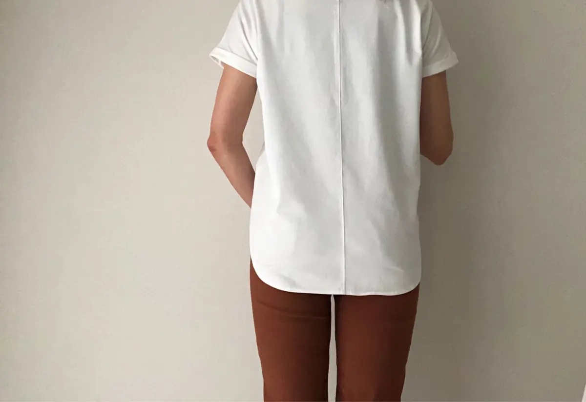 定番白Tシャツ、今年はゆったりめで。の画像_3