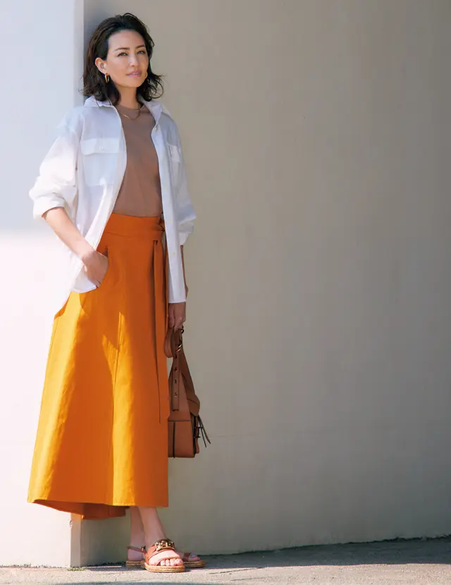 【体型をカバーするフレアスカートコーデ4選】ぽっこりおなかも簡単にスタイルアップ