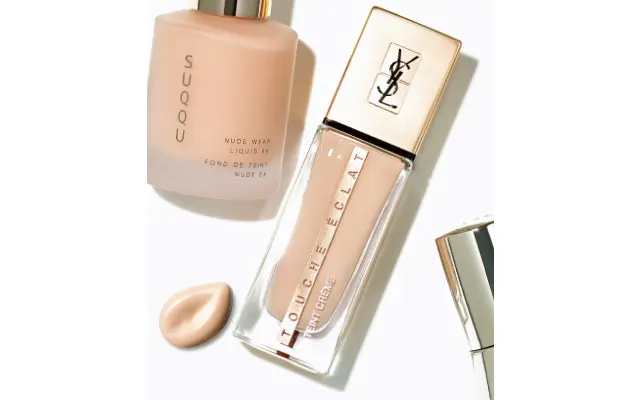 ドレスアップしたような輝き肌に