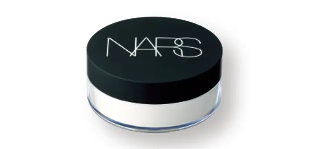 ライトリフレクティングセッティングパウダー ルース N 11g ￥5,500／ナーズ ジャパン