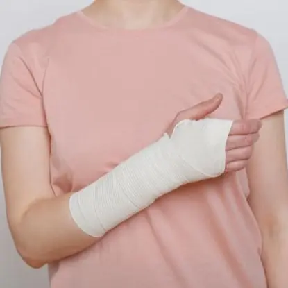 〈えっ、こんなことで？更年期からの骨折 の画像_1