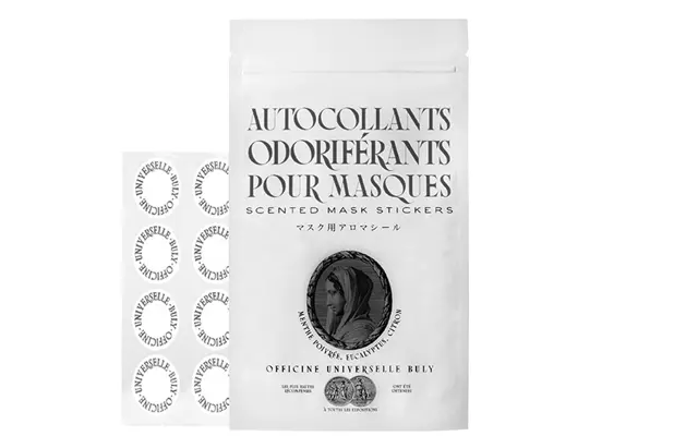 マスク内をリフレッシュ。マスク用アロマシール ￥1,540／オフィシーヌ・ ユニヴェルセル・ビュリー