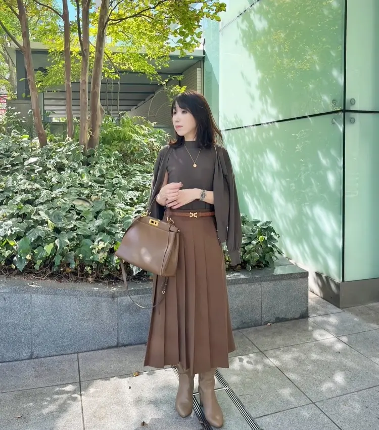 大ヒットの予感！【GU】新作のプリーツスの画像_4