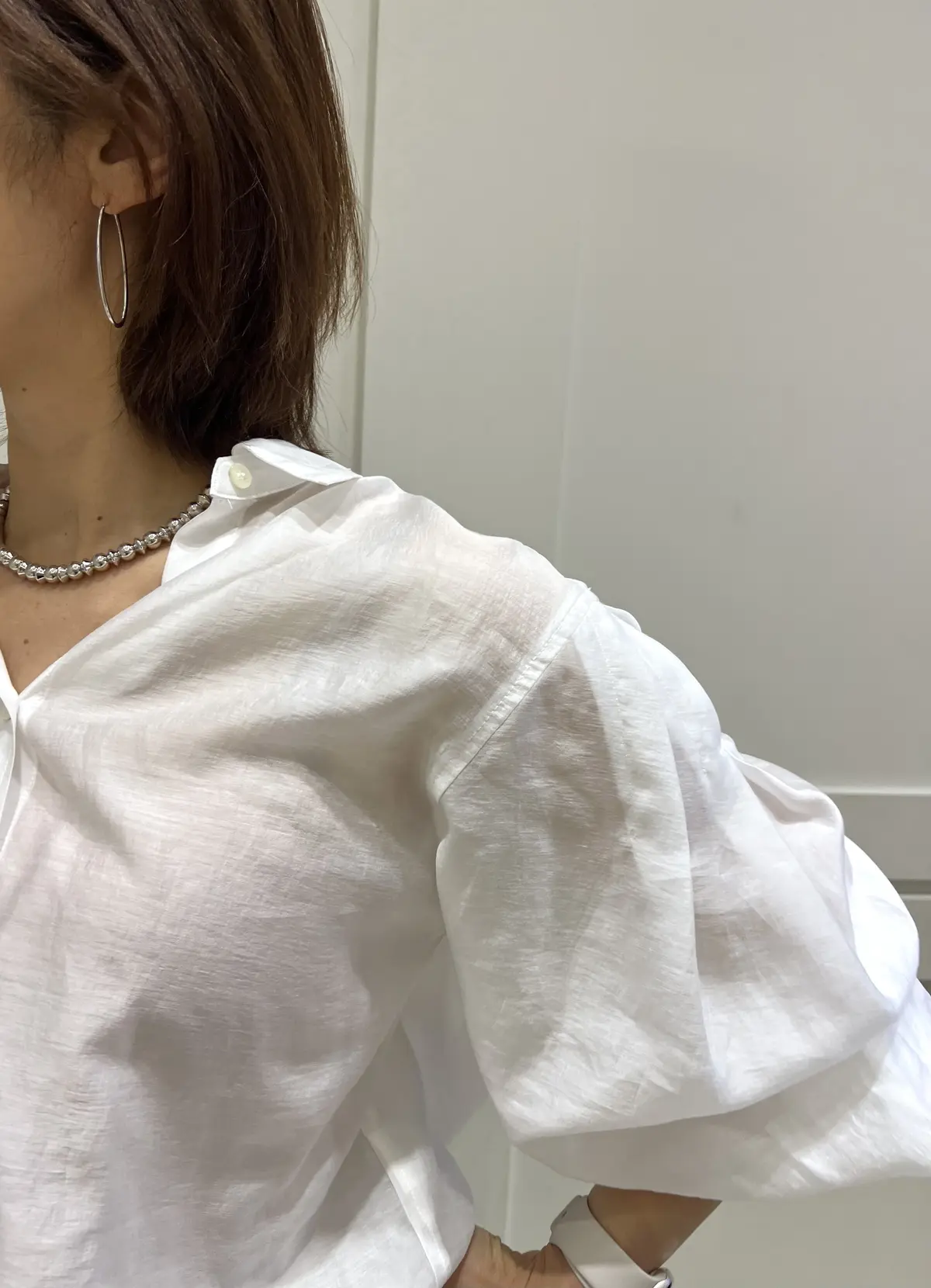 明るいカラーの春コーデの画像_3