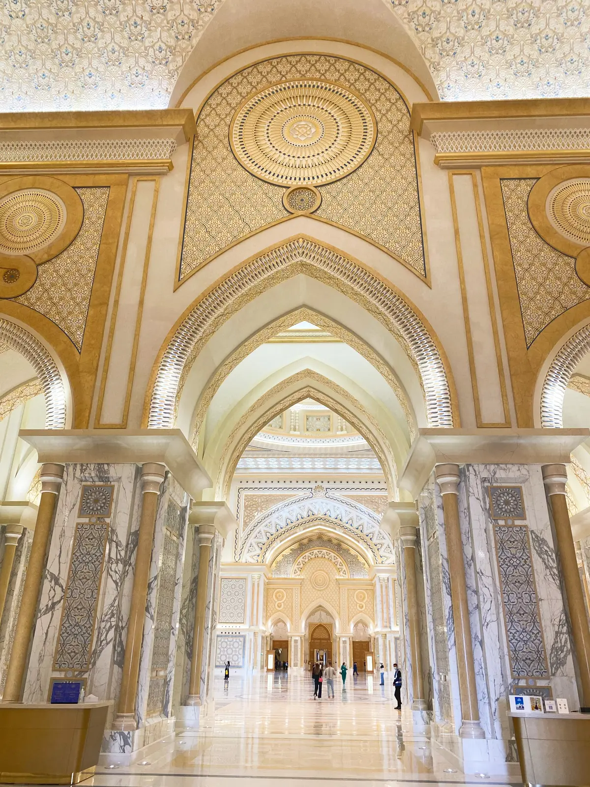 UAE(アラブ首長国連邦)大統領官邸へ。の画像_5