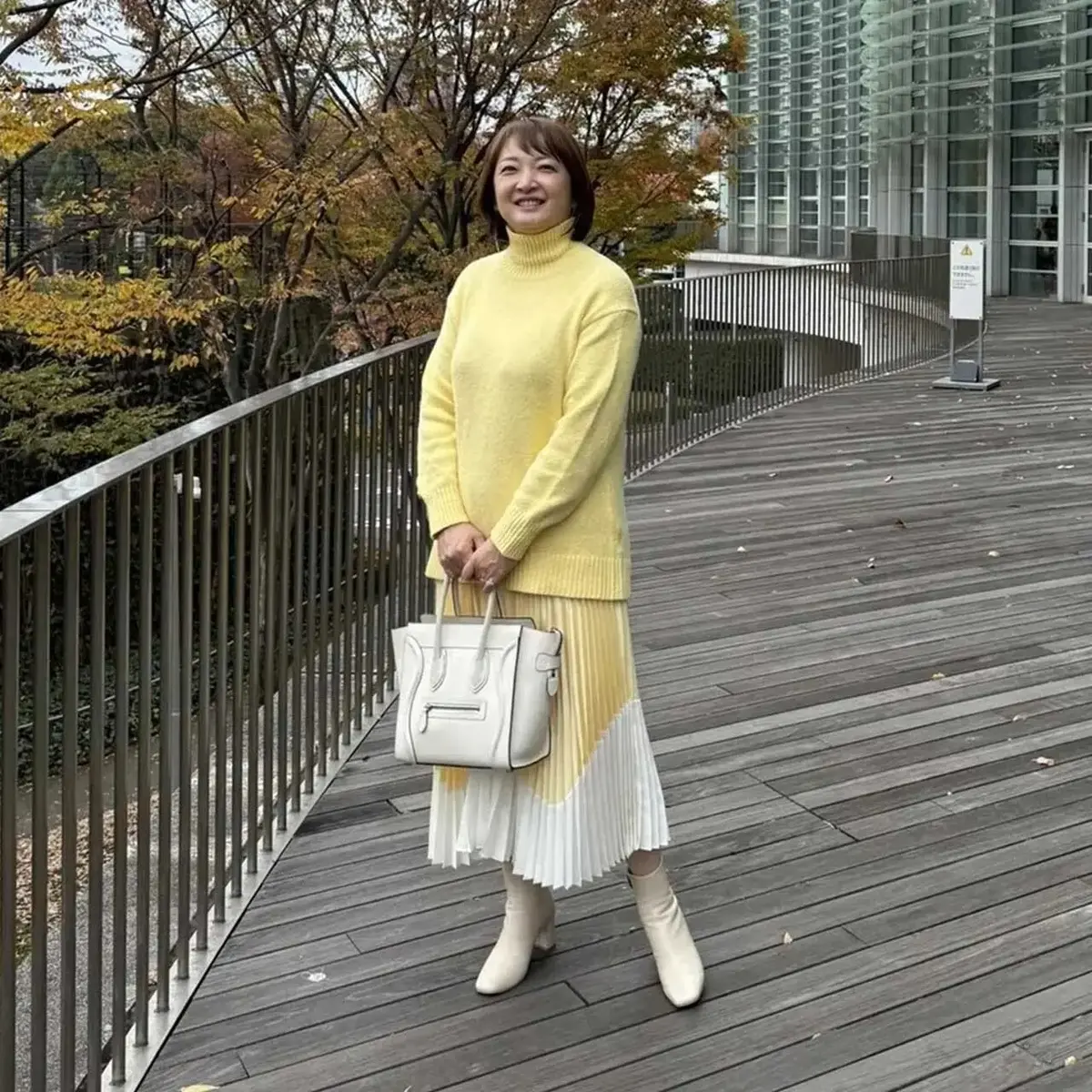 ユニクロ ニット・スカート愛用　エクラ華組 梅澤千佳子さん