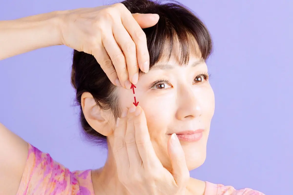 OurAge×Webエクラ　リンパケア　目の下のたるみ　目尻　伸ばす