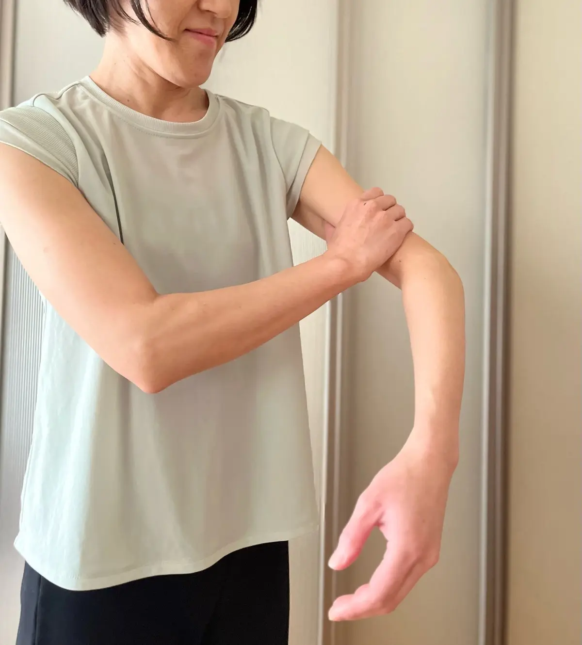 エスト　ボディセラムでマッサージ