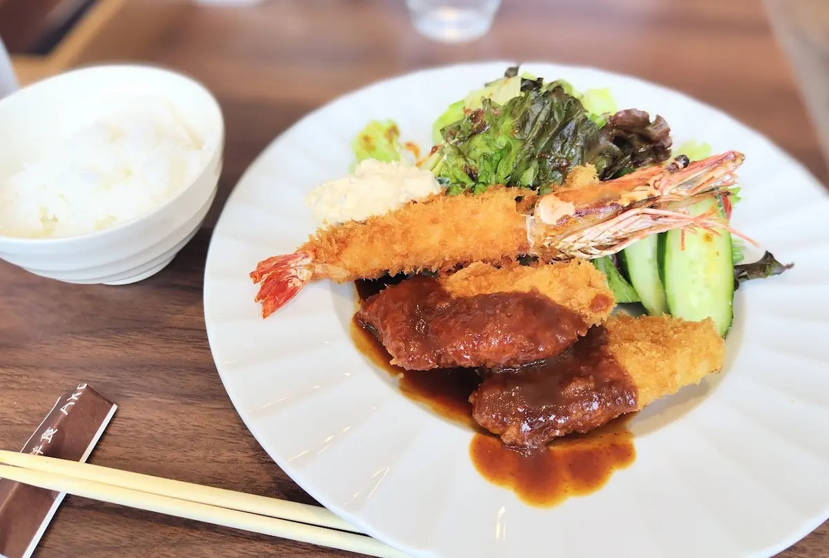 洋食AkaLea　アカレア　神戸元町