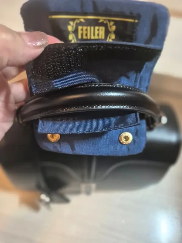 大切なバッグの必需品【フェイラー】ハンドの画像_3
