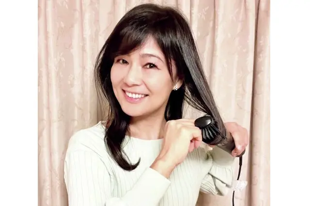 低温のブラシ型。自然な カールが長持ち