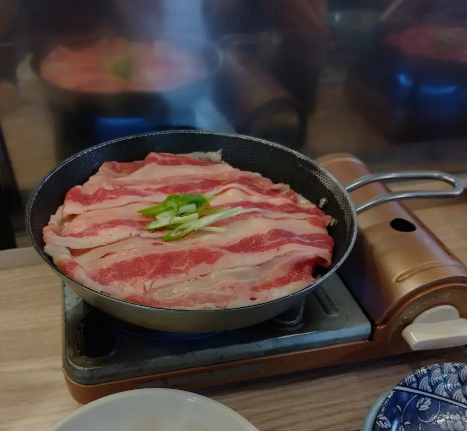 スキヤキフジオ 阪急三番街店　特選和牛　すき焼き定食