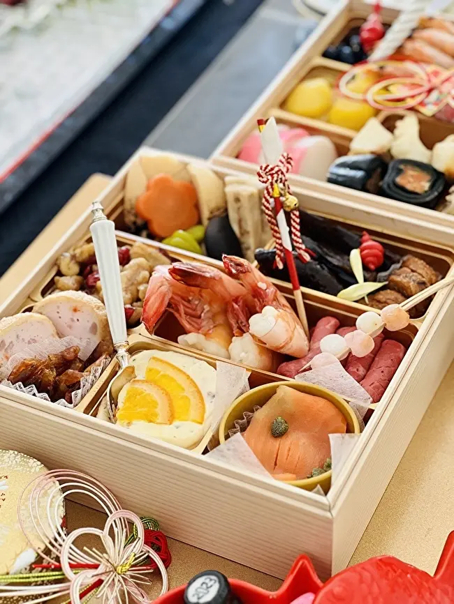 オイシックスの和洋折衷2段お節