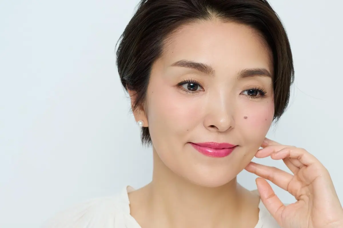 OurAge×Webエクラ　メイクアップアーティスト レイナさん