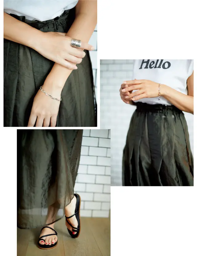 ロゴTシャツ×女神スカートコーデ