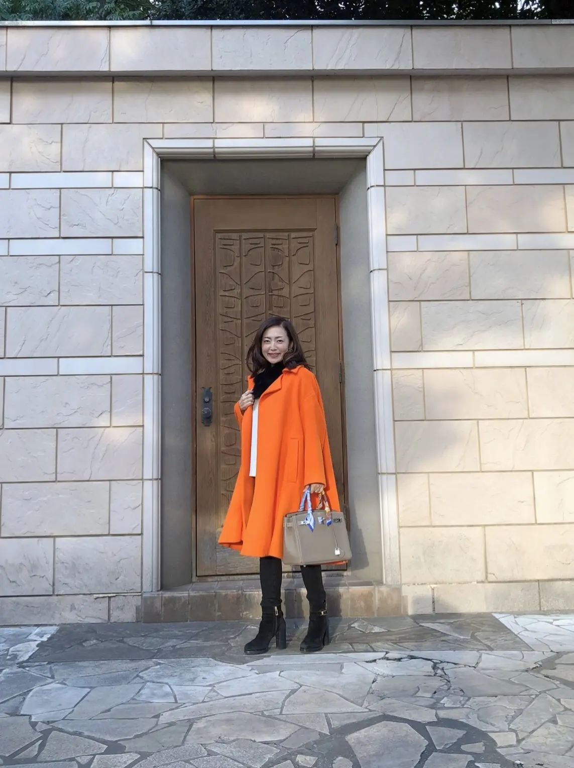 気持ちもアガる↑鮮やかなオレンジコートをの画像_1