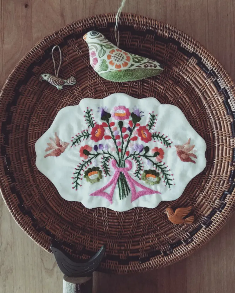 刺繍ワンピースでクラシカルに美術館へ。の画像_5