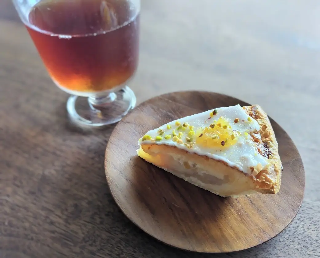 アップルパイ専門店 GRANNY SMITH APPLE PIE & COFFEE　期間限定レモンケーキアップルパイ