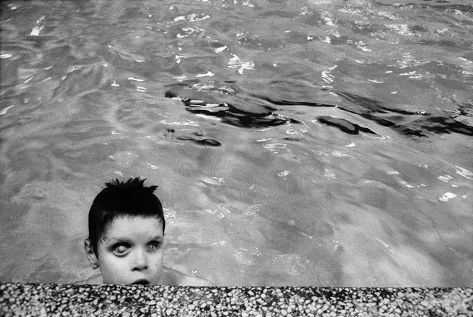 ジェーン エヴリン アトウッド展　作品 子ども