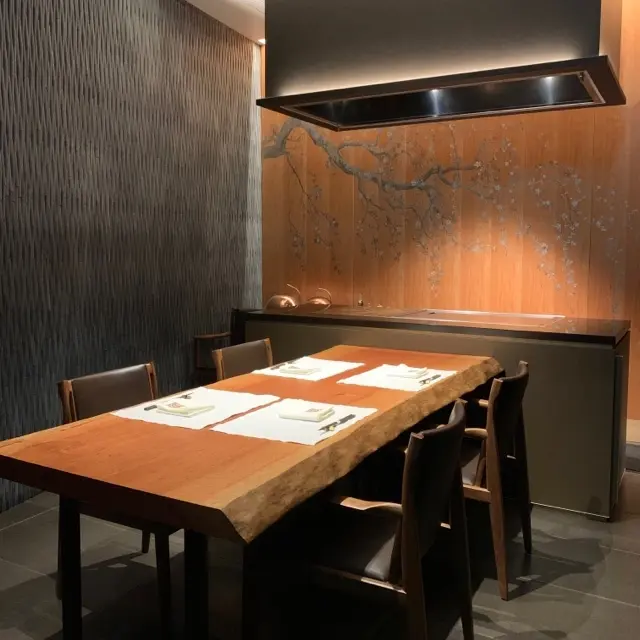 鉄板焼　桜-SAKURA-