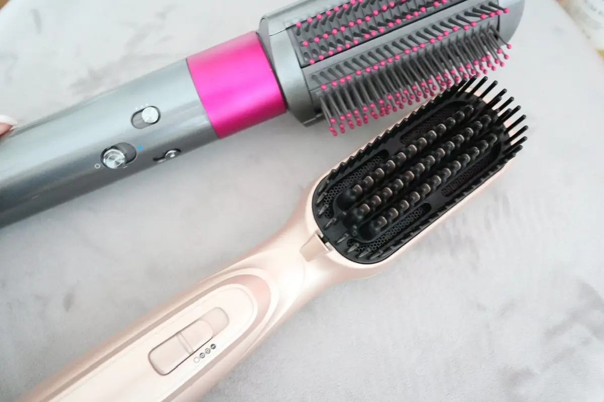 大人ヘアは艶が命！ブラシ型のヘアアイロンの画像_5