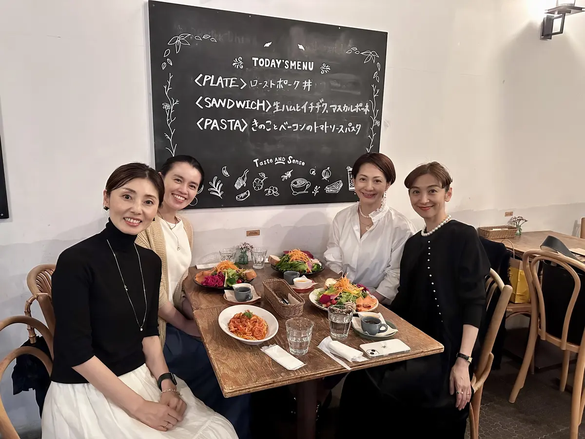 寒暖差ある日のファッションコーデの画像_3