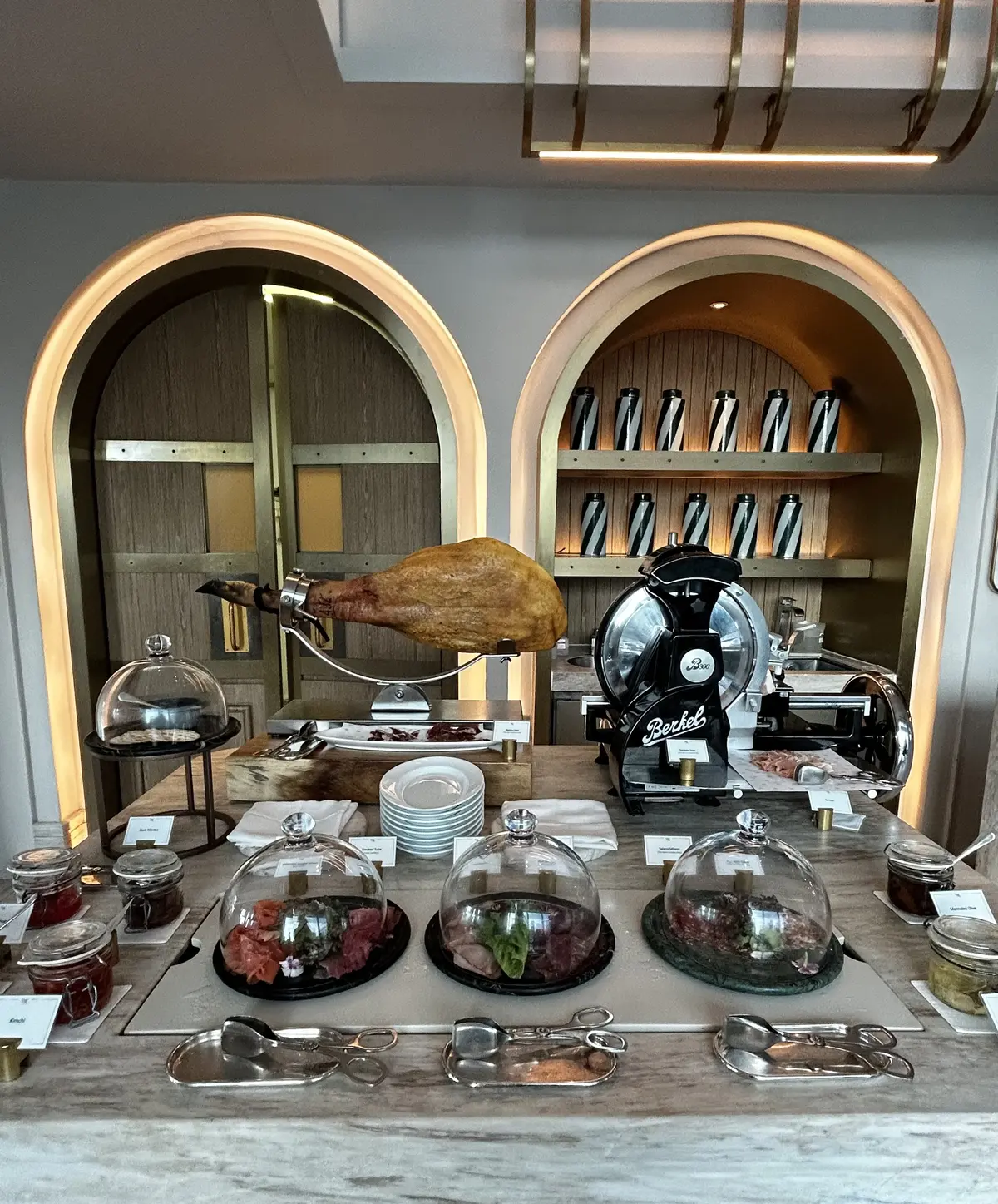 ウォルドーフアストリアの朝食　　Waldorf Astoria Bangkok