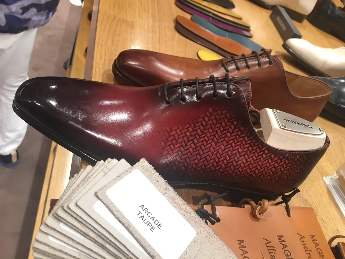 スペインMAGNANNIの紳士靴の画像_3