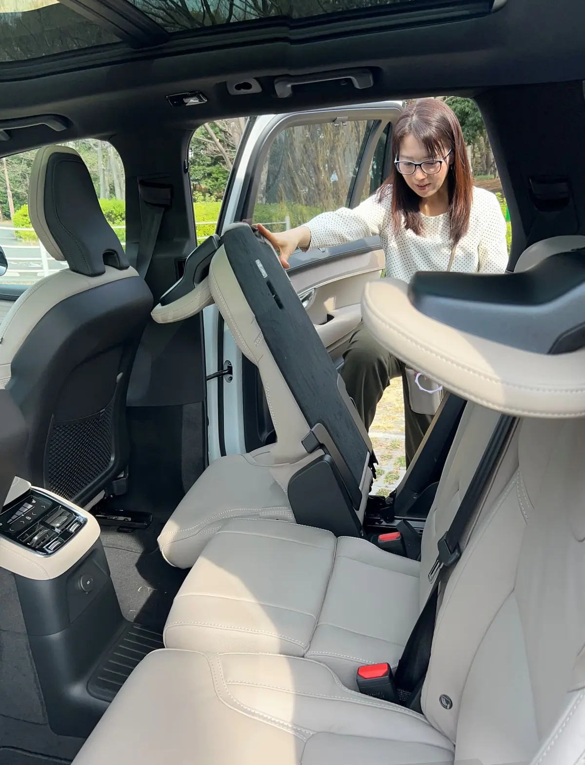 ボルボXC90の3列シート