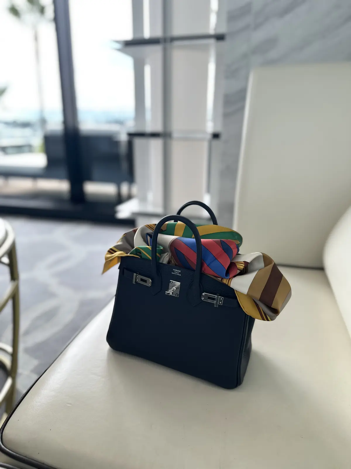 【秋冬ファッション】小物で格上げの画像_3