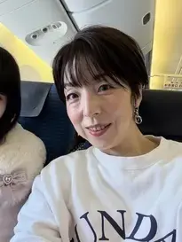 機内