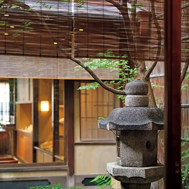 物販の店『紫野和久傳』『茶菓席』を併設