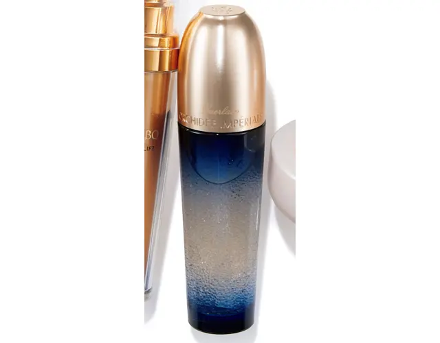 オーキデ アンペリアル ザ リフト セロム 30ml ￥66,000／ゲラン