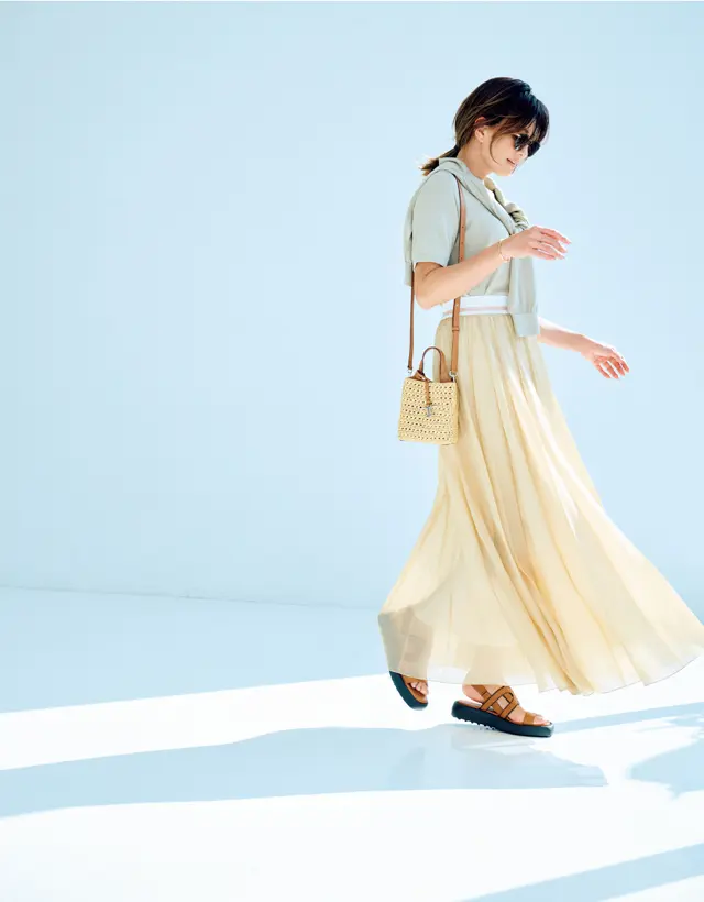 シクラスのベージュのスカートのRINA