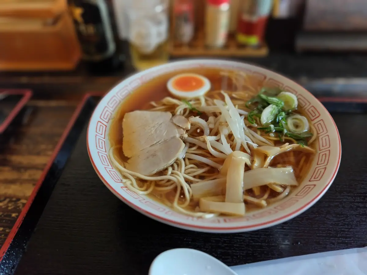 お蕎麦屋さんの中華そば