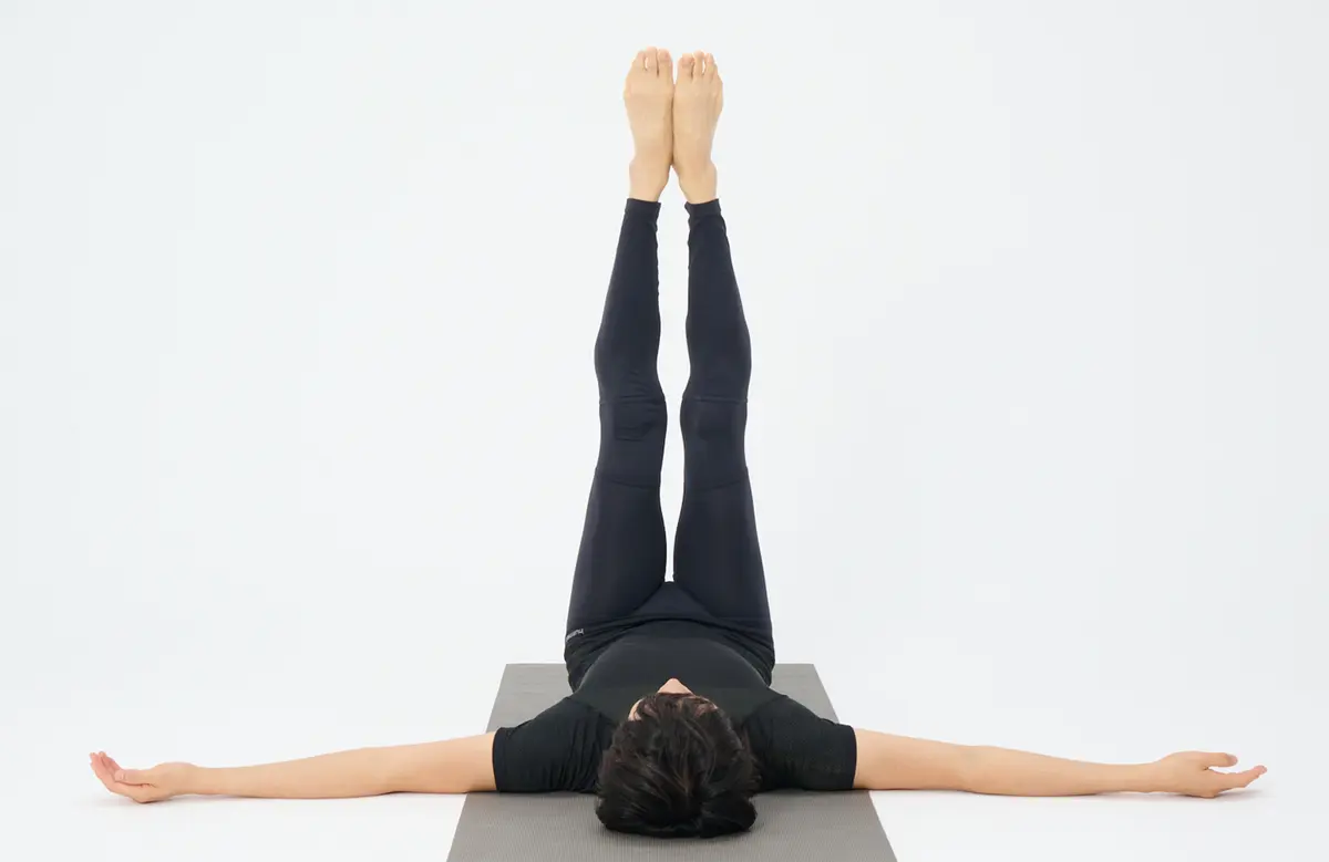 OurAge×Webエクラ　カエル足伸ばし_01