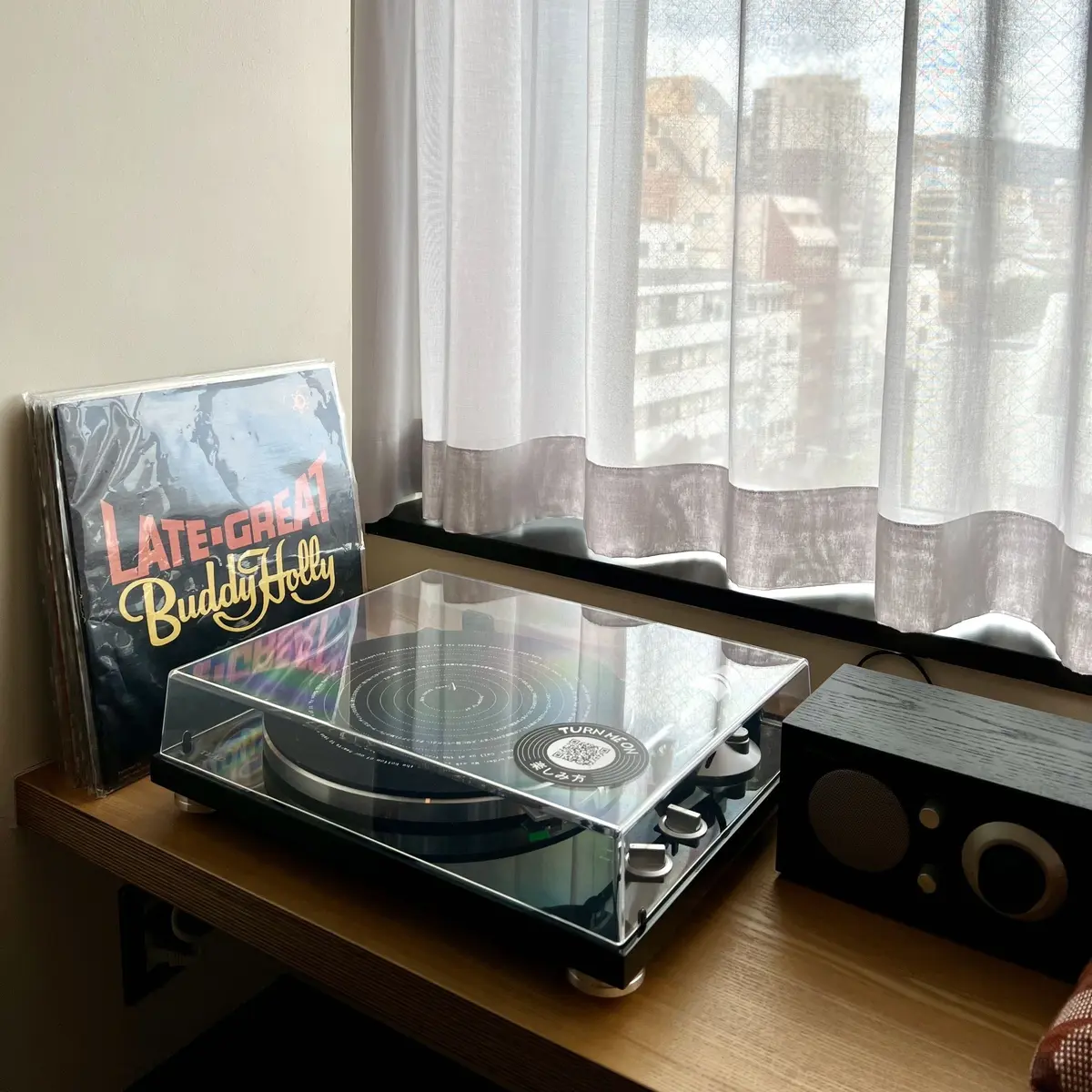 「エースホテル京都」部屋写真、レコード盤