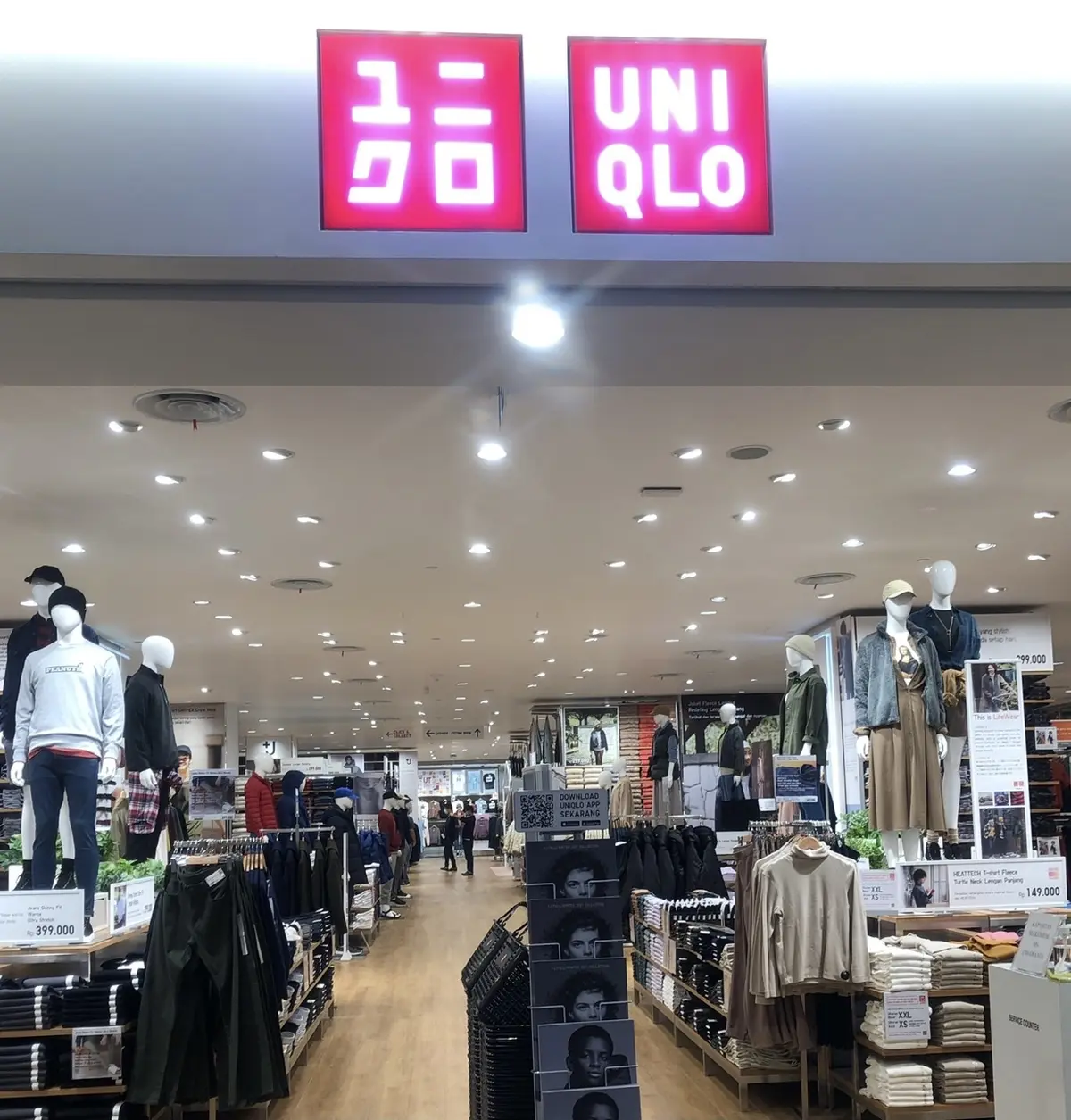 UNIQLO ジャカルタ