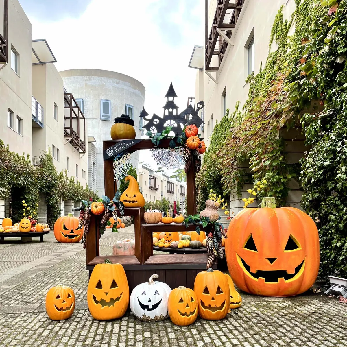 リゾナーレ八ヶ岳、ショッピングストレート、ハロウィン