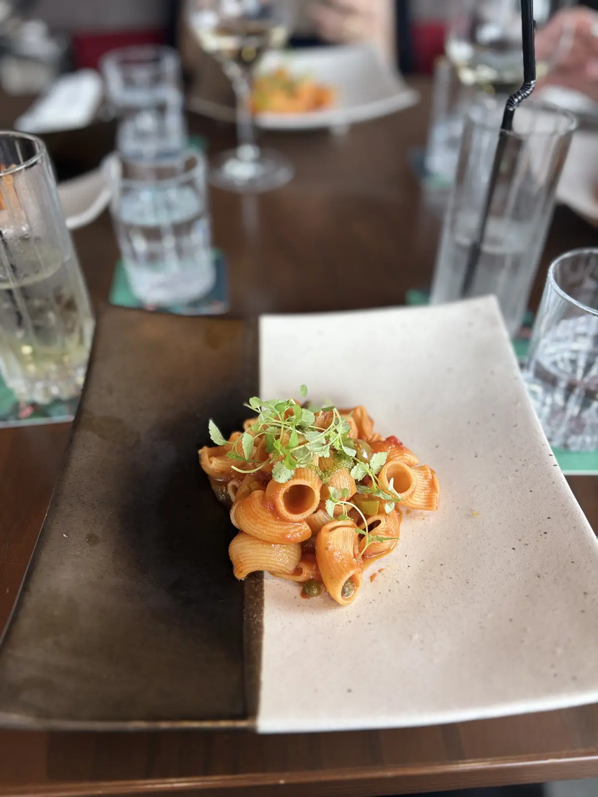 「優美なセミワイドパンツ」コーデで渋谷スの画像_7