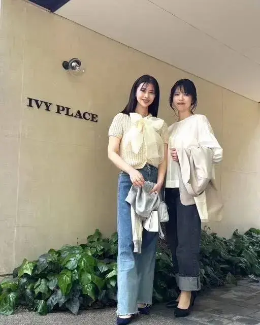 それどこの？50代女性がスタイルよく見えるデニム11選【チームJマダムまとめ】