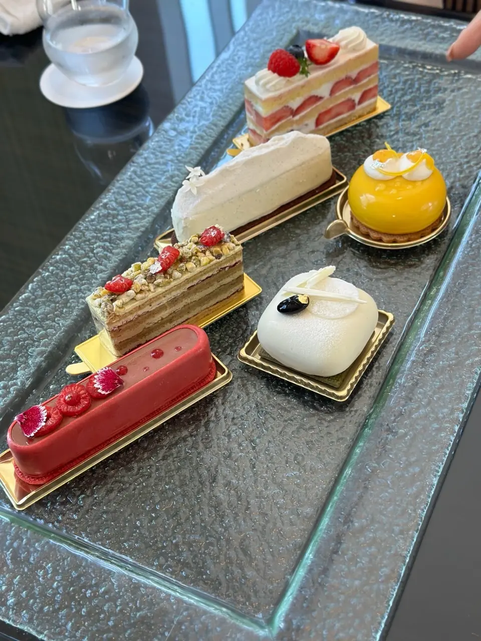 心躍るピンクのスカートでホテルランチへ@の画像_20