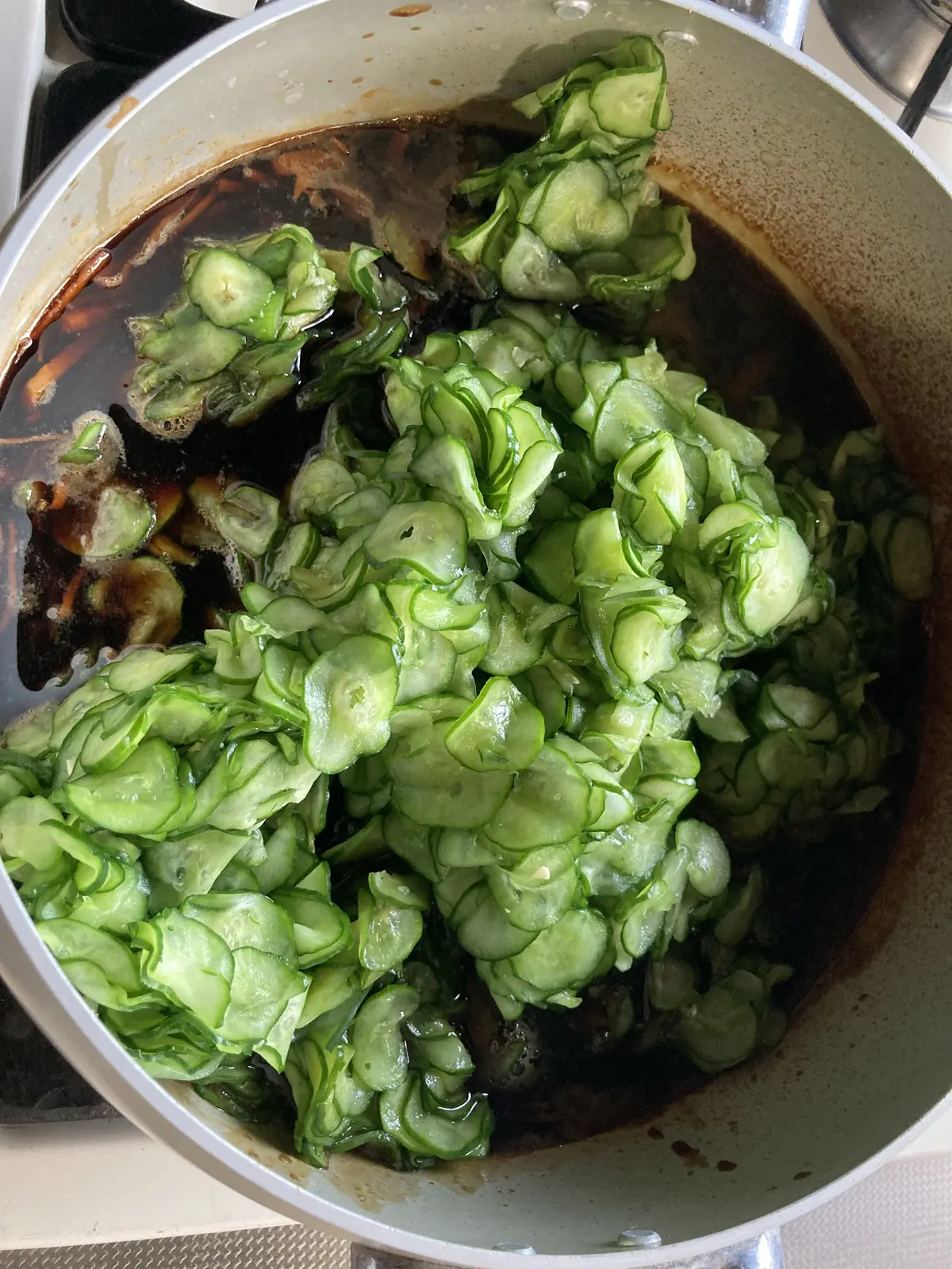 家庭菜園で採れた朝採りきゅうりでキューちの画像_10