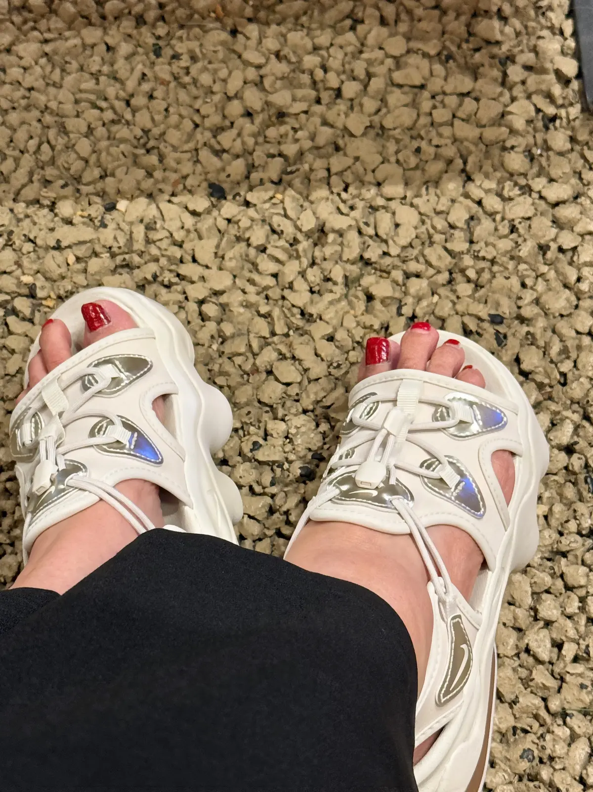 夜の大阪・関西万博でも疲れ知らず♡ エアの画像_14