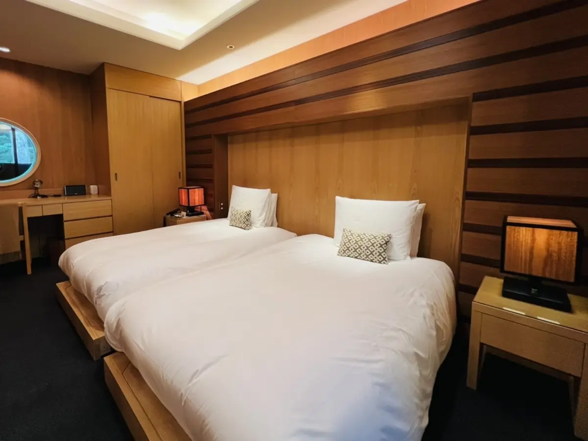 2階　ベッドルーム